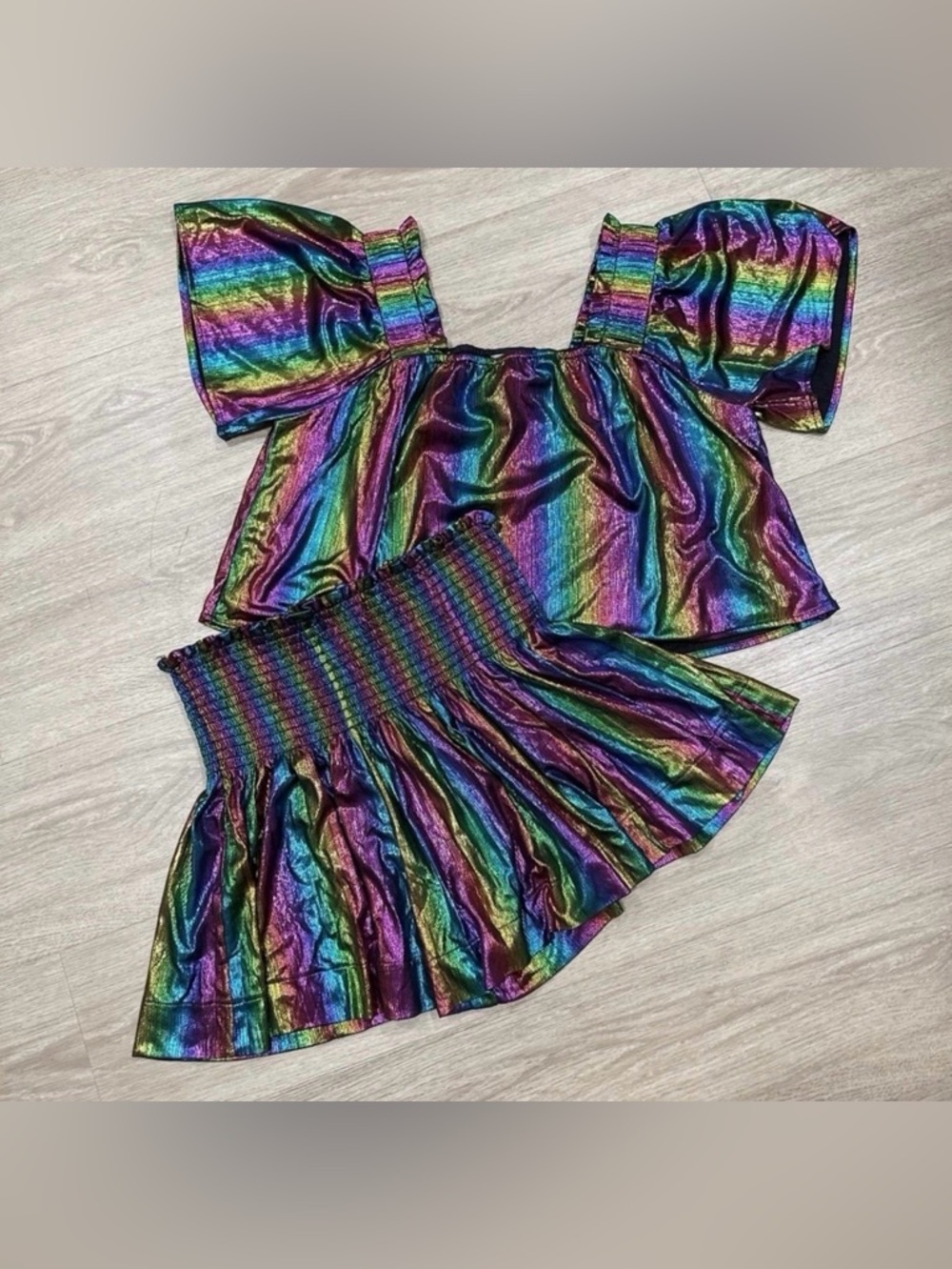 NWOT Queen Of Sparkles  Metallic tie dye rainbow tank Swing Short Set M